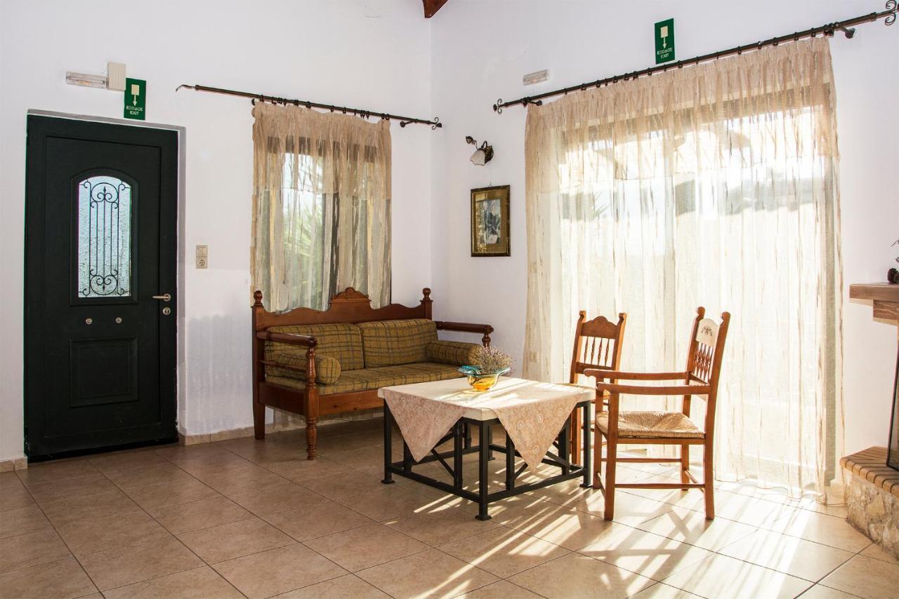 Villa Manos Kalamitsi Amygdali Екстер'єр фото